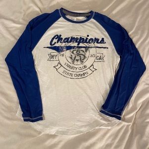 💎 3 for $10 when you buy 3 items with 💎 - Guys long sleeve tee - Size M